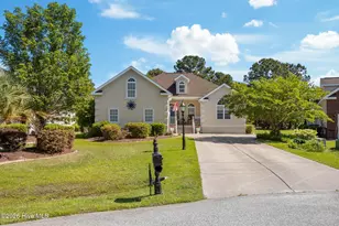 110 Ravennaside Dr NW, Calabash, NC 28467 - Photo 2
