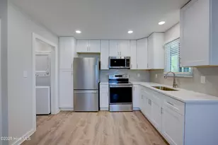 7 Linksiders Rd, New Bern, NC 28562 - Photo 2