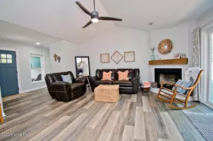 112 Magens Way, Cedar Point, NC 28584 - Photo 4