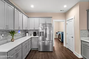 422 Darel St, Rocky Point, NC 28457 - Photo 18