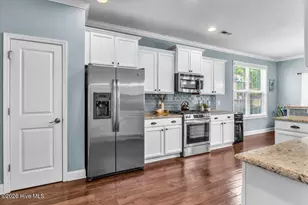 7824 Bonfire Dr, Wilmington, NC 28409 - Photo 8