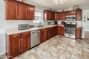 3541 Lena Ln, Greenville, NC 27834 - Photo 4