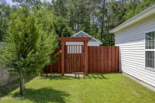40 Thatcher Dr, Rocky Point, NC 28457 - Photo 44