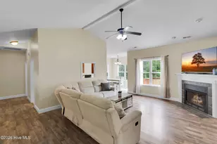 512 Pebble Spruce Ct, Jacksonville, NC 28546 - Photo 6