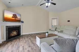 512 Pebble Spruce Ct, Jacksonville, NC 28546 - Photo 8
