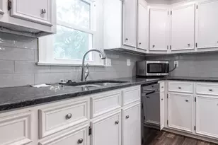 830 Driftwood Dr, Greenville, NC 27858 - Photo 22