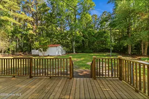 11073 Sam Potts Hwy, Lake Waccamaw, NC 28450 - Photo 6