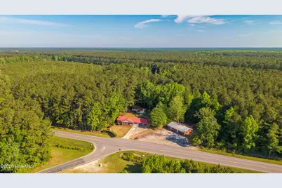 11073 Sam Potts Highway, Lake Waccamaw, NC 28450 - Photo 38