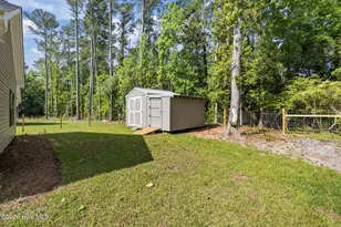 609 N Timberly Ln, Burgaw, NC 28425 - Photo 26
