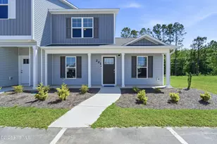 221 Crab Claw Spit Ln, Jacksonville, NC 28546 - Photo 1