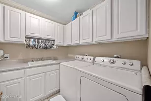 2004 Mercury Dr, Greenville, NC 27858 - Photo 26