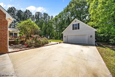 2004 Mercury Drive, Greenville, NC 27858 - Photo 4
