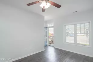 701 Pirates Lndg Dr, Beaufort, NC 28516 - Photo 8