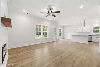 16651 Rabbit Run Court, Wagram, NC 28396 - Photo 10