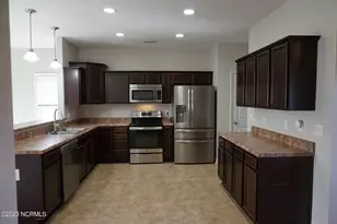 112 High Cottage Ln, Richlands, NC 28574 - Photo 6