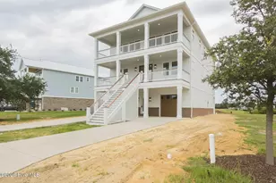 742 Cannonsgate Dr, Newport, NC 28570 - Photo 6