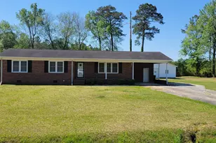 420 Aberdeen Dr, Washington, NC 27889 - Photo 2