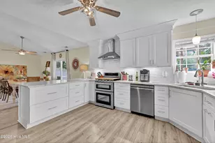 103 Greenview Ct, Hampstead, NC 28443 - Photo 14