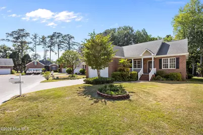 3008 Olde Towne Place, New Bern, NC 28562 - Photo 2