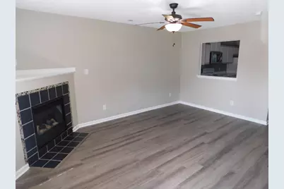 203 Spring Meadow Circle, Jacksonville, NC 28546 - Photo 2