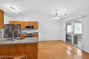 214 Derby Park Ave, New Bern, NC 28562 - Photo 12
