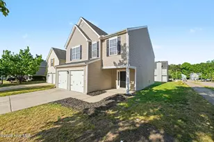 2547 Cres Forest Dr, Raleigh, NC 27610 - Photo 2