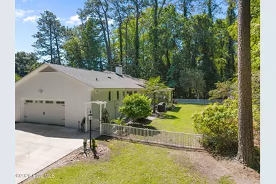 201 Camelia Drive, Washington, NC 27889 - Photo 4