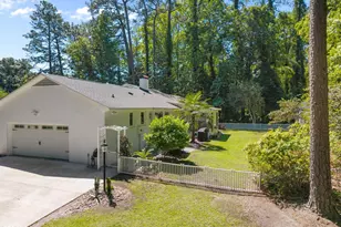 201 Camelia Dr, Washington, NC 27889 - Photo 4