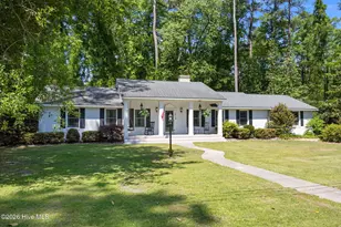 201 Camelia Dr, Washington, NC 27889 - Photo 6