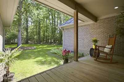512 North Line Drive, Hampstead, NC 28443 - Photo 8