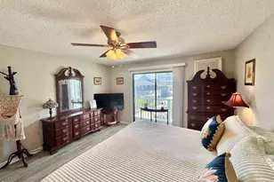 1305 Carolina Beach Ave N, Carolina Beach, NC 28428 - Photo 10