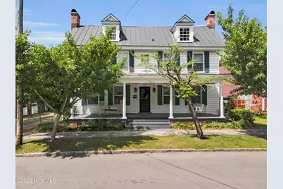 208 Johnson Street, New Bern, NC 28560 - Photo 1