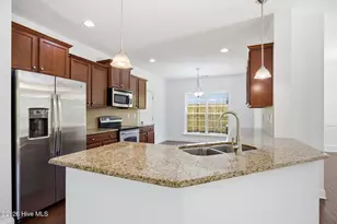 317 Sand Grove Dr, Swansboro, NC 28584 - Photo 4
