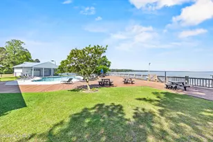 905 Charleston Pl, Sneads Ferry, NC 28460 - Photo 74