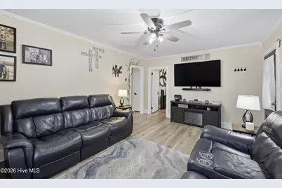 1119 W Colonial Avenue, Elizabeth City, NC 27909 - Photo 4
