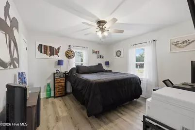 1119 W Colonial Avenue, Elizabeth City, NC 27909 - Photo 10