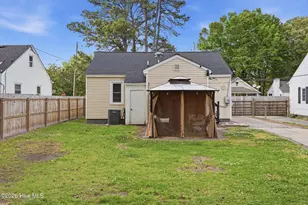 1119 W Colonial Ave, Elizabeth City, NC 27909 - Photo 22
