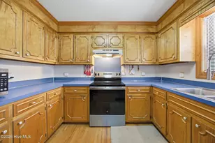 934 Falcon Cir, Greenville, NC 27834 - Photo 24