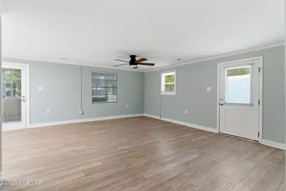 103 SE 76th Street, Oak Island, NC 28465 - Photo 4