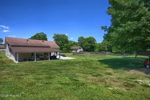 389 Beulaville Hwy, Richlands, NC 28574 - Photo 96