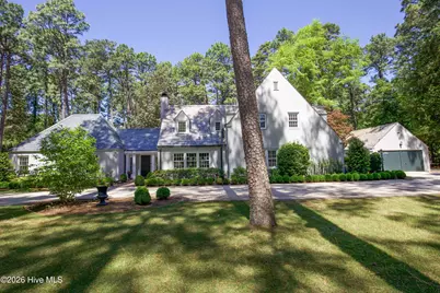 130 N Highland Road, Southern Pines, NC 28387 - Photo 1