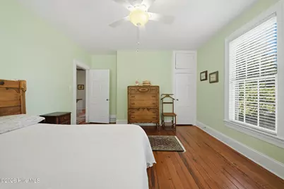 215 W Queen Street, Edenton, NC 27932 - Photo 18