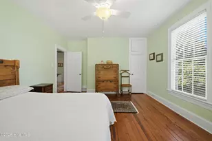 215 W Queen St, Edenton, NC 27932 - Photo 18