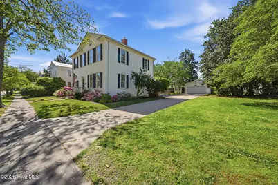 215 W Queen Street, Edenton, NC 27932 - Photo 2