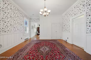 215 W Queen St, Edenton, NC 27932 - Photo 8