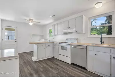 105 Lance Court, Jacksonville, NC 28546 - Photo 18
