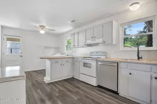 105 Lance Ct, Jacksonville, NC 28546 - Photo 18
