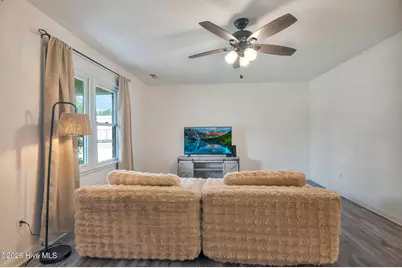 105 Lance Court, Jacksonville, NC 28546 - Photo 8