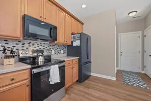 301 Savannah Dr, Jacksonville, NC 28540 - Photo 14