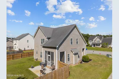 301 Savannah Drive, Jacksonville, NC 28540 - Photo 4